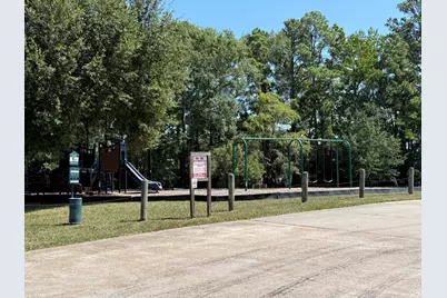 1112 Columbia River Rd, Conroe, TX 77316 - Photo 11
