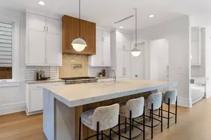 1023 Euclid St, Houston, TX 77009 - Photo 7