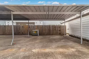 7860 Green Lawn Dr, Houston, TX 77088 - Photo 25