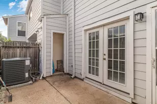 7860 Green Lawn Dr, Houston, TX 77088 - Photo 23