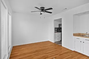 7860 Green Lawn Dr, Houston, TX 77088 - Photo 7