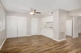 2320 Shadowdale Dr, Houston, TX 77043 - Photo 13