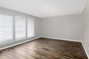 2320 Shadowdale Dr, Houston, TX 77043 - Photo 7