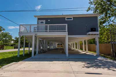 203 6th St #D, San Leon, TX 77539 - Photo 13
