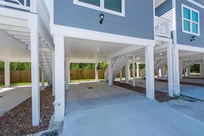 203 6th St #D, San Leon, TX 77539 - Photo 17