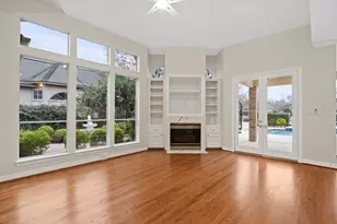 7322 Greatwood Lake Dr, Sugar Land, TX 77479 - Photo 9
