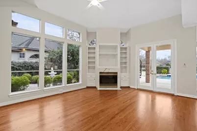 7322 Greatwood Lake Drive, Sugar Land, TX 77479 - Photo 9