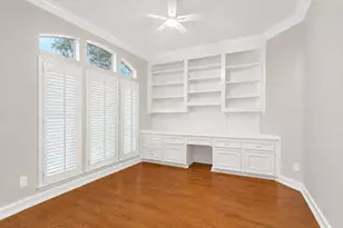 7322 Greatwood Lake Dr, Sugar Land, TX 77479 - Photo 7