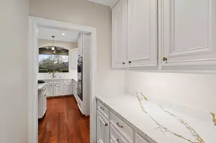 7322 Greatwood Lake Dr, Sugar Land, TX 77479 - Photo 15