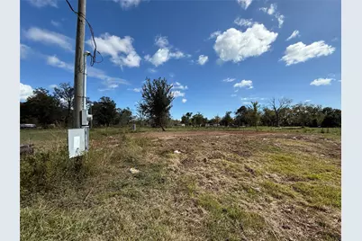 2442 Brazos River Road, Freeport, TX 77541 - Photo 9