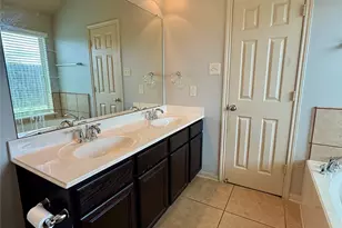 20710 Rainmead Dr, Katy, TX 77449 - Photo 9