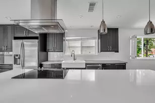 6835 Queensclub Dr, Houston, TX 77069 - Photo 9
