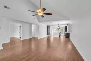 6835 Queensclub Dr, Houston, TX 77069 - Photo 19