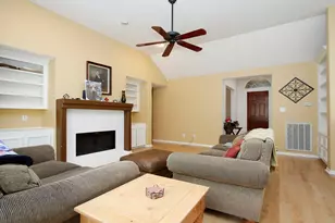 20206 Treetop Ln, Spring, TX 77388 - Photo 15