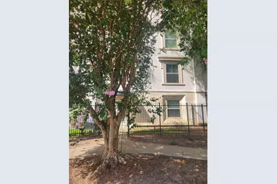 3501 Chenevert Street #2, Houston, TX 77004 - Photo 3