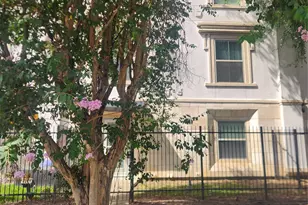 3501 Chenevert St, Houston, TX 77004 - Photo 3