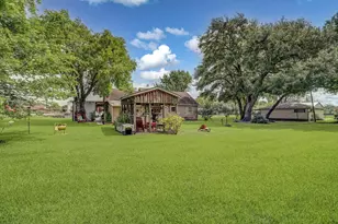 922 Runneburg Rd, Crosby, TX 77532 - Photo 39