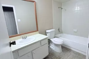 12655 Ashford Meadow Dr, Houston, TX 77082 - Photo 9