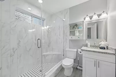 1022 Avenue L, Galveston, TX 77550 - Photo 23