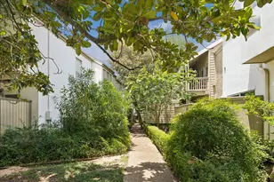 2100 Tanglewilde St, Houston, TX 77063 - Photo 9