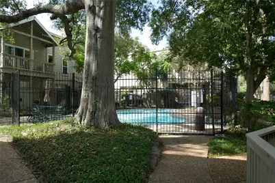 2100 Tanglewilde Street #538, Houston, TX 77063 - Photo 13