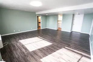 7520 Hornwood Dr, Houston, TX 77036 - Photo 13