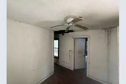 712 Park Street, Sinton, TX 78387 - Photo 3