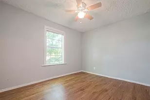 4810 Carmen St, Houston, TX 77033 - Photo 11