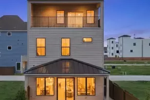 8705 Padua Ln, Houston, TX 77055 - Photo 9
