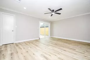 13507 Dripping Springs Dr, Houston, TX 77083 - Photo 15