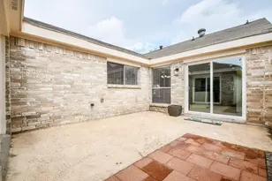 13507 Dripping Springs Dr, Houston, TX 77083 - Photo 13