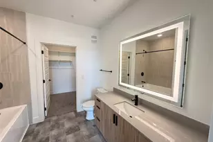 2520 Washington Ave, Houston, TX 77007 - Photo 7