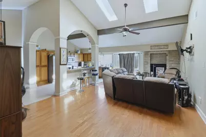 2807 W Birchdale Drive, Missouri City, TX 77489 - Photo 3