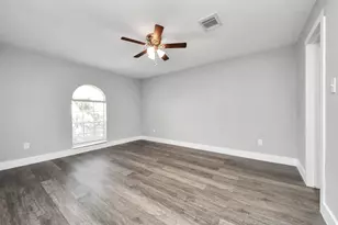 15423 Ridingwood Dr, Houston, TX 77489 - Photo 23