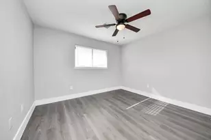 15423 Ridingwood Dr, Houston, TX 77489 - Photo 25