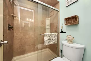 13984 Hollowgreen Dr, Houston, TX 77082 - Photo 31