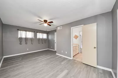 13984 Hollowgreen Drive #23, Houston, TX 77082 - Photo 25