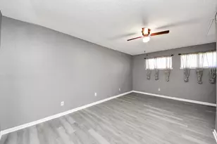 13984 Hollowgreen Dr, Houston, TX 77082 - Photo 27