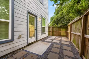 1411 Featherstone St, Houston, TX 77020 - Photo 35