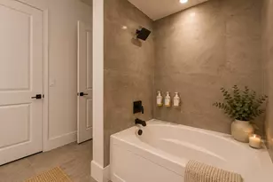 1508 Blodgett St, Houston, TX 77004 - Photo 19