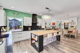 295 County Rd 687, Angleton, TX 77515 - Photo 17