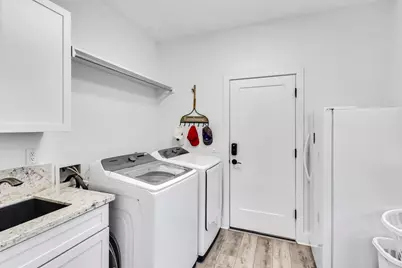 295 County Road 687, Angleton, TX 77515 - Photo 37