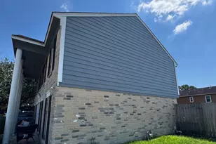 2328 Colleen Dr, Pearland, TX 77581 - Photo 3