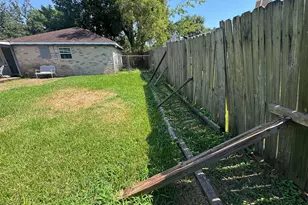 2328 Colleen Dr, Pearland, TX 77581 - Photo 13