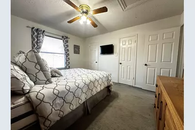 4754 Wynnview Drive, Friendswood, TX 77546 - Photo 29
