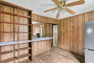 325 S 19th St, Silsbee, TX 77656 - Photo 9