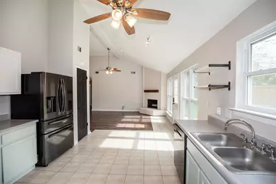 5617 Freshmeadow Street, League City, TX 77573 - Photo 13
