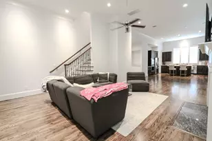 2037 Fannin Station N, Houston, TX 77045 - Photo 19