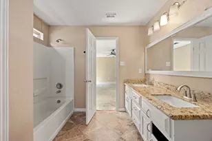 18215 Blake Valley Ln, Cypress, TX 77429 - Photo 9