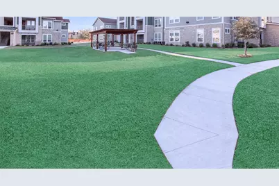 4633 Campus Dr, Fort Worth, TX 76119 - Photo 5